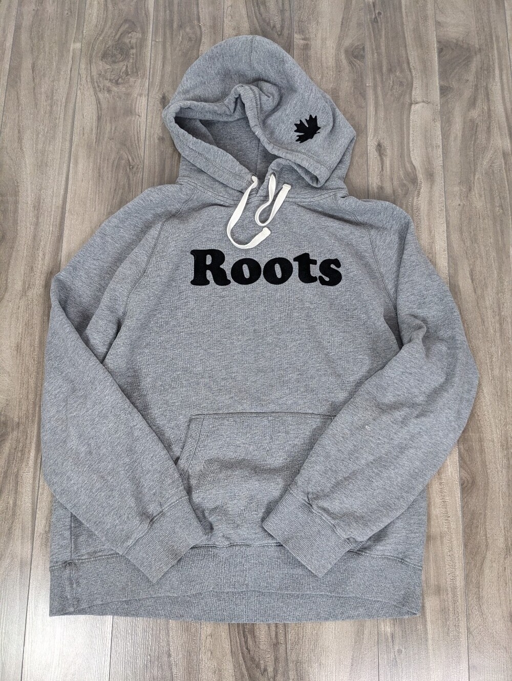 Root's Men's Grey Hoodie Size Large